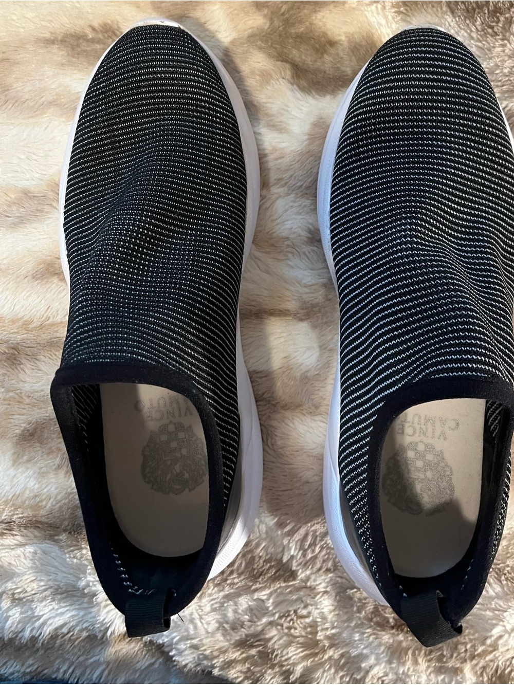 Vince Camuto Slip-On Knit Sneakers – Size 8M